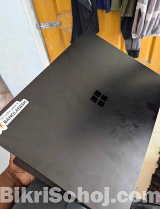 Microsoft Surface Laptop 3 i5 10th Gen 8GB 16 inch